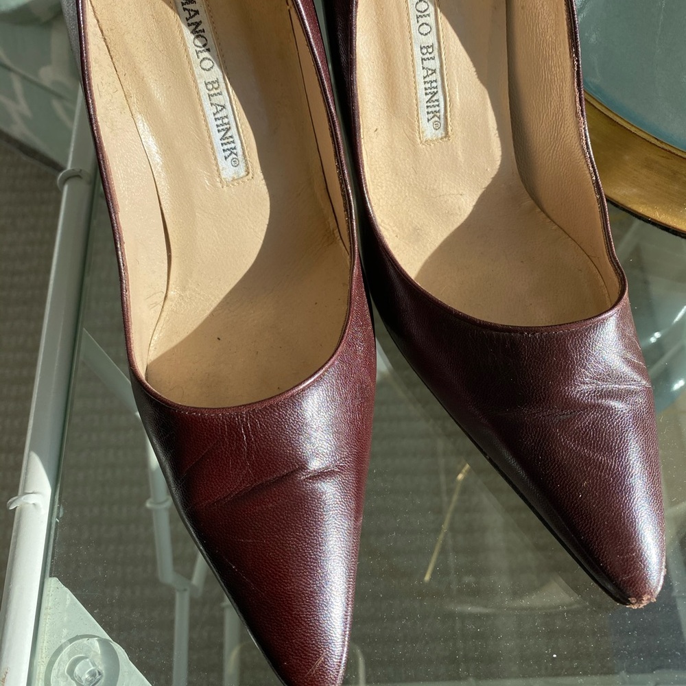 Manuelo brown heels